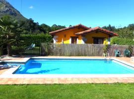 Apartamento con piscina cerca de Llanes PDRA001R, помешкання для відпустки у місті Lledías