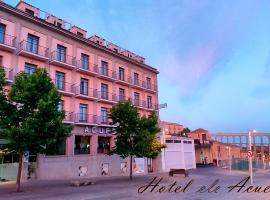 Hotel ELE Acueducto, ξενοδοχείο στη Σεγκόβια