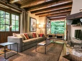 Casa Es Pletieus by Totiaran