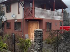 Cabaña Punto Punahue, hotel in zona Choshuenco Volcano, Choshuenco