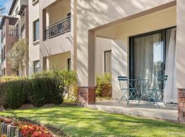 V&S Apartments - Immaculate Luxury Apartment in Fourways, Johannesburg, hotell i Fourways