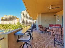 Bella Sirena 304-A - Elegant Oceanview Condo on Sandy Beach