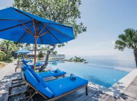 The Angkal Resort: Nusa Penida şehrinde bir otel