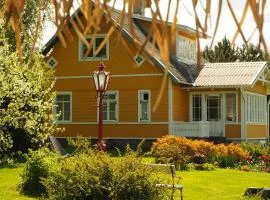 Leesi Puhkemaja