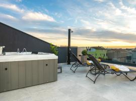 Apartment 88 - Rooftop jacuzzi & terrace