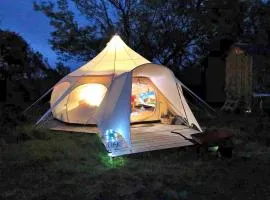 Finest Retreats - Oak Lotus Belle Tent