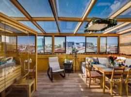 Bucharest Penthouse with Sauna and Terrace, hotel cerca de Grand Casino - JW Marriot, Bucarest