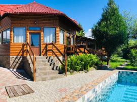 Pensiunea Ioana, hotel with pools in Borşa