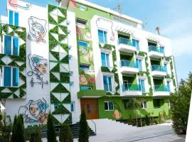 Ledina Hotel