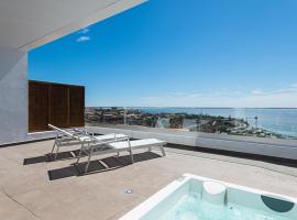 Altos de la Gloria Beach Apartments