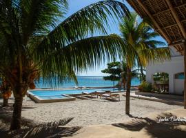 Uroa Zanzibar Vera Beach Hotel by Moonshine、Dikoniのファミリーホテル