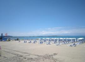 Camping Goldfish, hotel in Sozopol