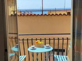Casa Enza: appartamento a un passo dal mare.