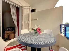 First Line Beach Apartment