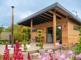 Peaceful Bothy Retreat, hotel cerca de Castillo de Kilravock, Nairn