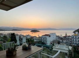 Thea Luxury Apartment, luxe hotel in Tolo