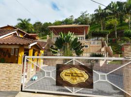 Pousada Rec San Raphael Suite 4, hotel u gradu Santa Rita de Jacutinga