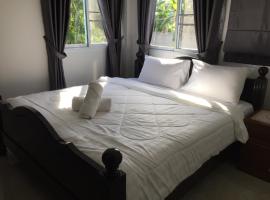 Mew House suanmali lamai – obiekt B&B w mieście Koh Samui