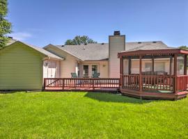 Family Home Near Indianapolis Speedway and Dtwn, vakantiehuis in Indianapolis