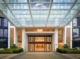 Crowne Plaza Shenzhen Longgang City Centre by IHG, hotel em Longgang