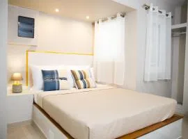 Praxitelis Luxury Apartments