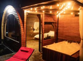 Glamping The Mountain, hotel in Guatapé