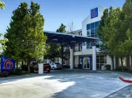 Motel 6 Lehi, UT - Thanksgiving Point