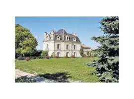 Gorgeous Home In Mouterre-Silly