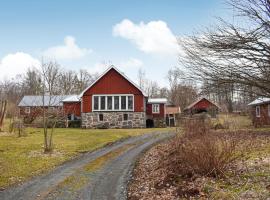 Awesome Home In Vinslv With Sauna, Wifi And 8 Bedrooms, vakantiehuis in Vinslöv
