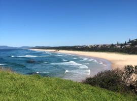 Fi's Beach Pad, apartma v mestu Port Macquarie