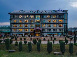 The Chinar Resort - Srinagar, hotel in Srinagar
