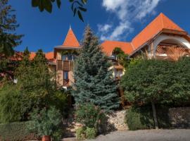 Bagolyvár Panzió, Hotel in Pécs