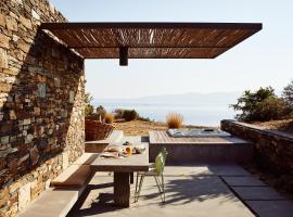 Hidden Retreats Kythera, hotelli Platia Ammosissa lähellä maamerkkiä Agios Nikolaosin ranta