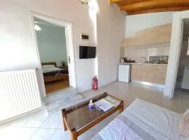 G-George Apartments by the Sea and Airport