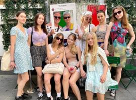 Lion University & Youth Hostel Milano, hostel in Milan