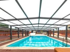 O CANTINHO ENTRE A RIA E O MAR - with hot water pool all year round