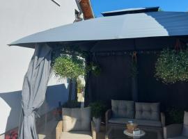 Harmonija Lux, παραθεριστική κατοικία σε Vrdnik