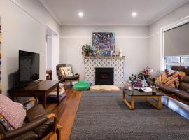 Little Olive, holiday home in Kyneton