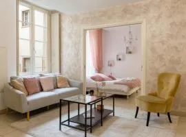 Travel Homes - The Ancienne Poste, Petite Venise