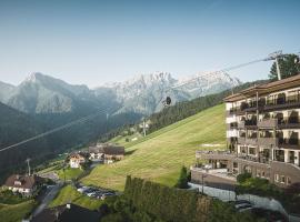 Kronplatz-Resort Hotel Kristall, hotell i Valdaora