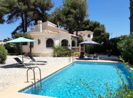 Villa Moreno with Large Private Pool, Hotel in Xàbia