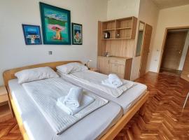 Prenočišča Miklavčič、Nova VasのB&B