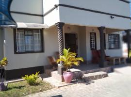 Chiloto Guest House, Pension in Kasane