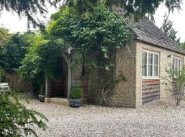 Cosy cottage in the heart of the Cotswolds, apartment in Cirencester