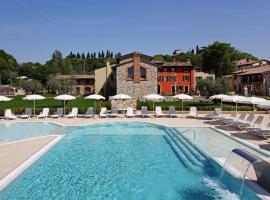 Residence Borgo Mondragon, hotel u gradu Lazise