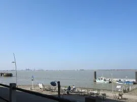 Bel appartement avec vue directe sur loire