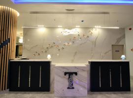 T Shine Resort and Spa, hotel spa a Mactan