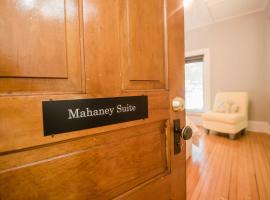 Mahaney Suite BW Boutique Hotel, hotell i Central Lake