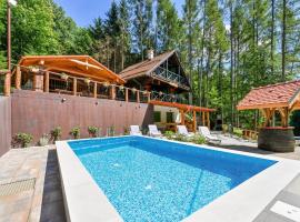 Beautiful Home In Klenovnik With Wifi, 3 Bedrooms And Sauna, cottage di Klenovnik