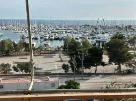Alimos marina huge 3bd apartment